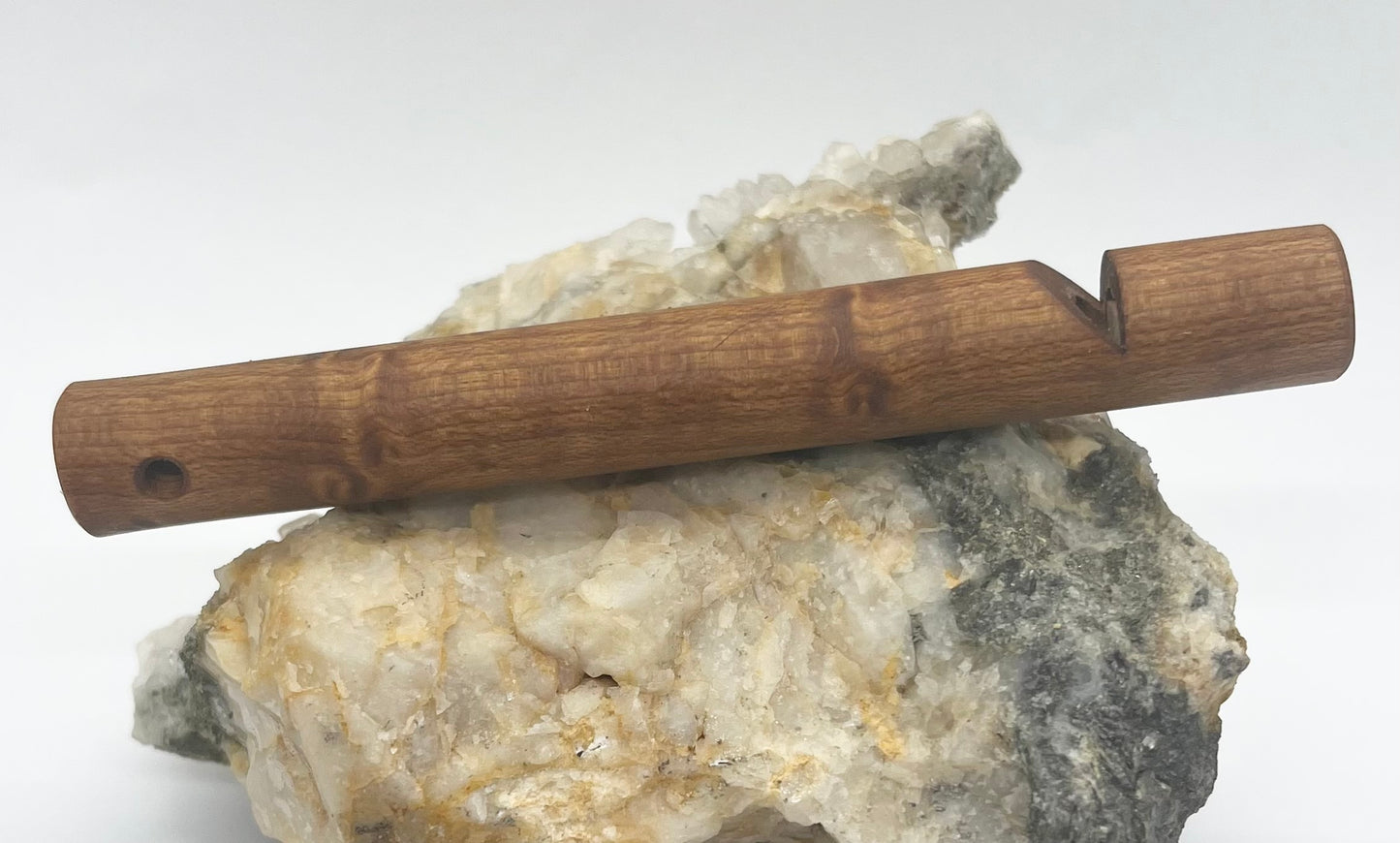 Hundepfeife aus temperiertem Vogelaugenahorn